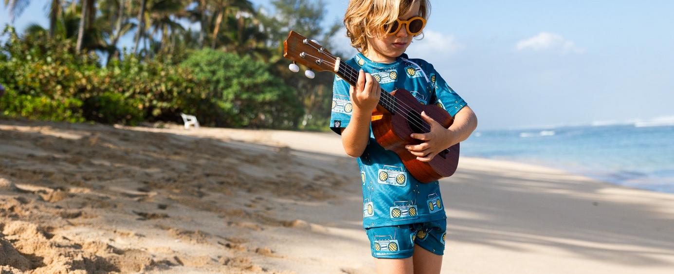 Beach & Bandits UV Badeshirts und Shorts