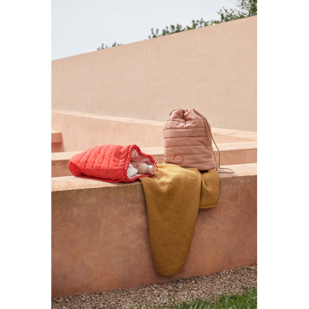 Samar Turnsack Apple Red