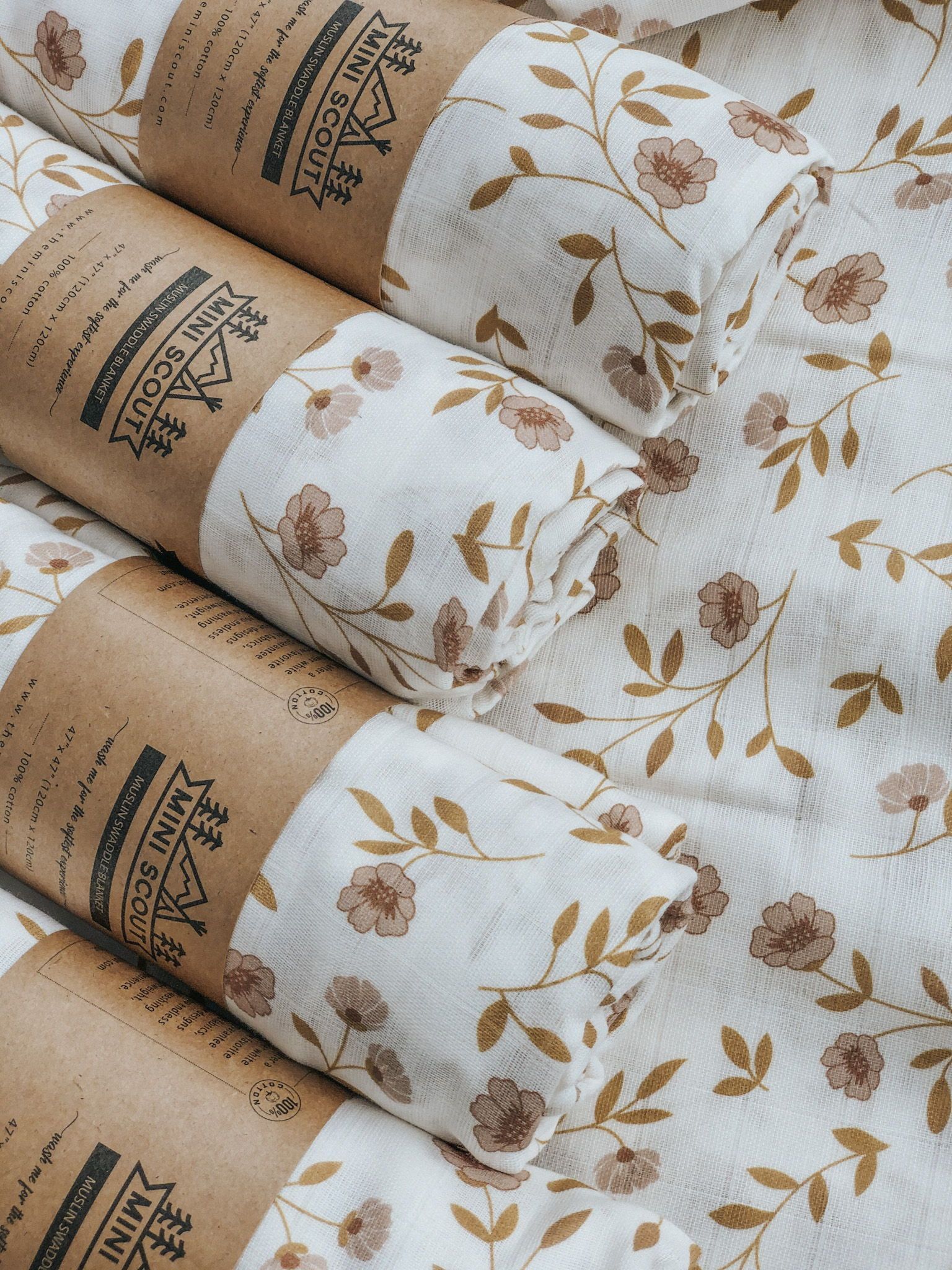 Muslin Swaddle Wild Flower White