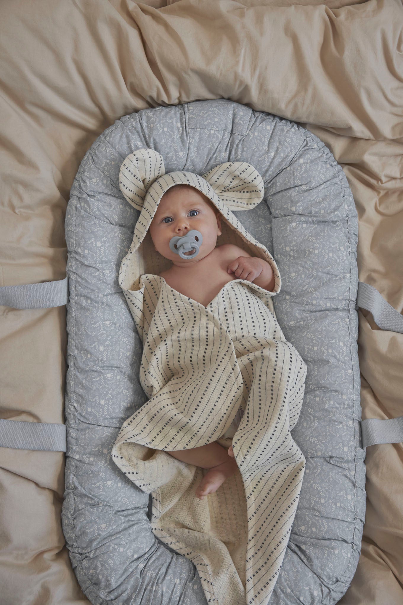 Hooded bath towel Pinestripe
