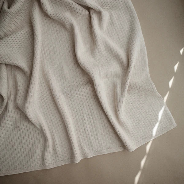 Strickdecke Ripped Beige Melange