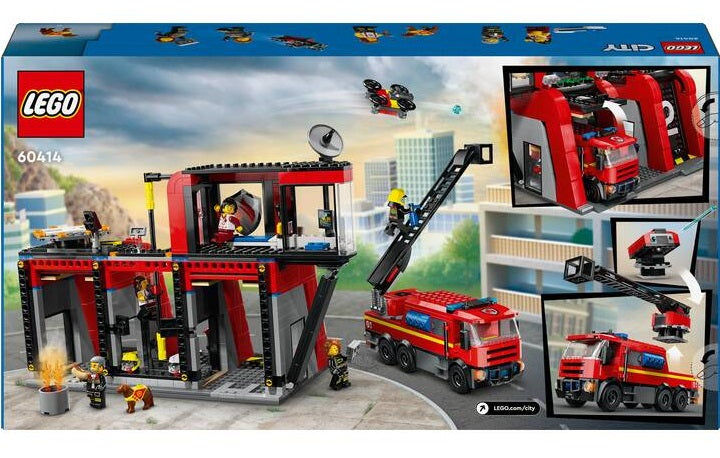 Feuerwehrstation mit Drehleiterfahrzeug