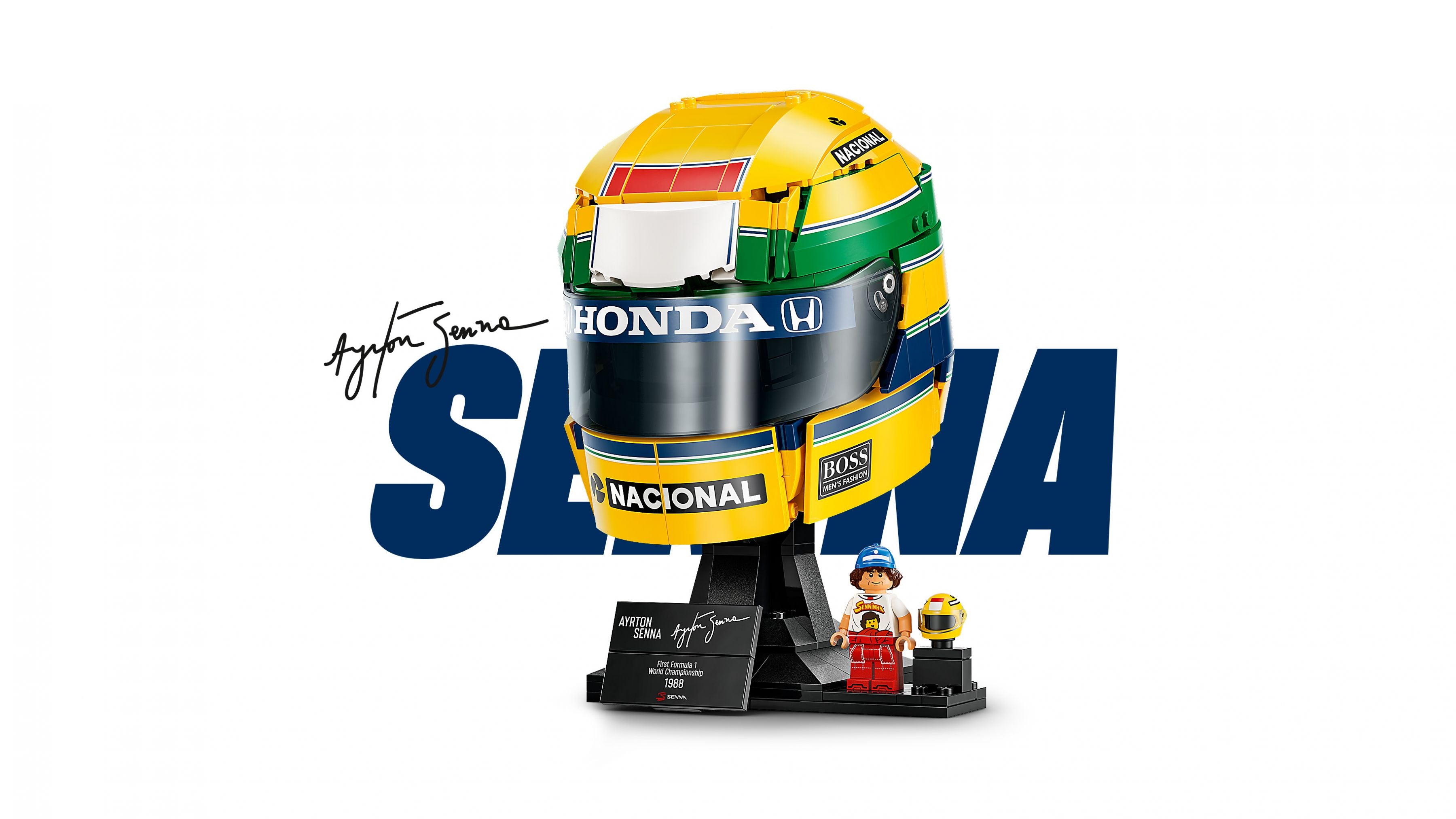 Scuderia Ferrari HP Lewis Hamilton Helmet
