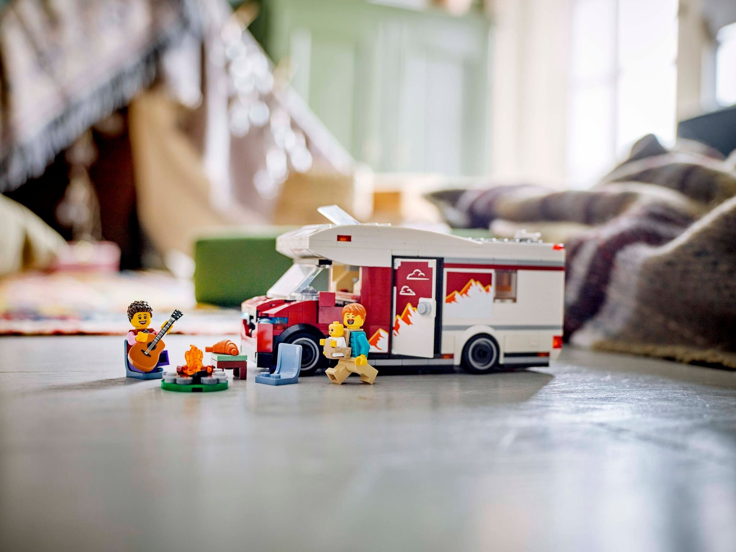 F1® Truck with Audi F1® race car