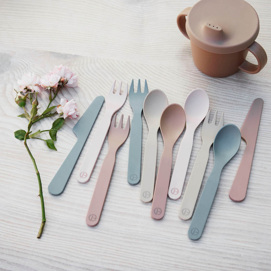 Blushing Pink Cutlery Set