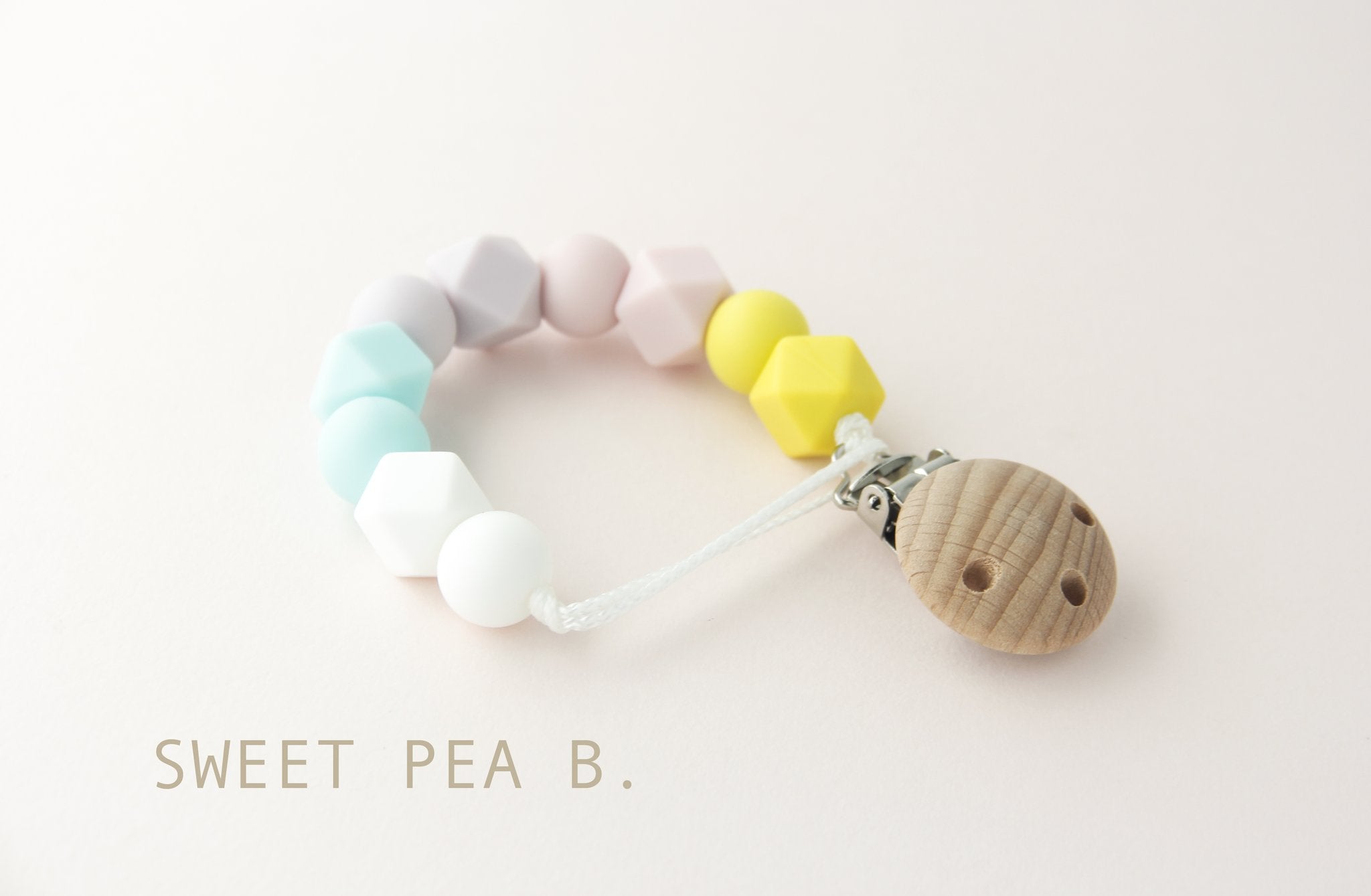 Schnuller Clip Sweet Pea