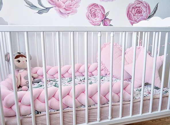 Bed bumper, antique rose - white - light grey