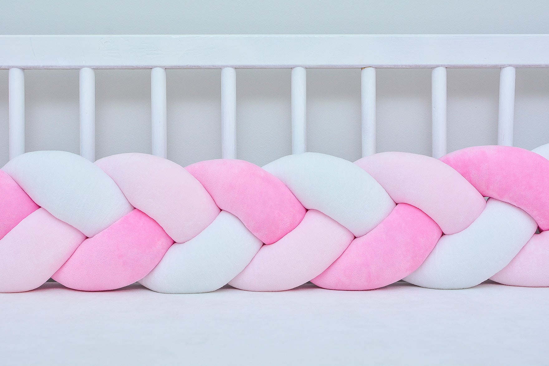Bed snake baby pink - white - pink