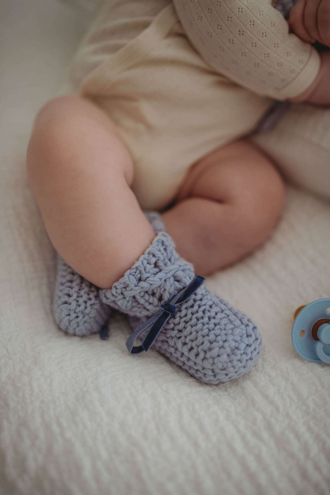 Merinoset Mützchen & Booties Blau