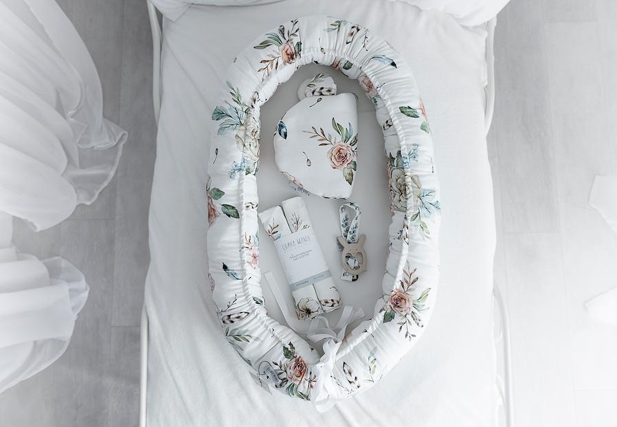 Nid de bébé Fleurs vintage