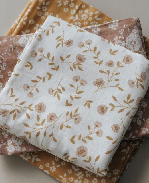 Muslin Swaddle Wild Flower White