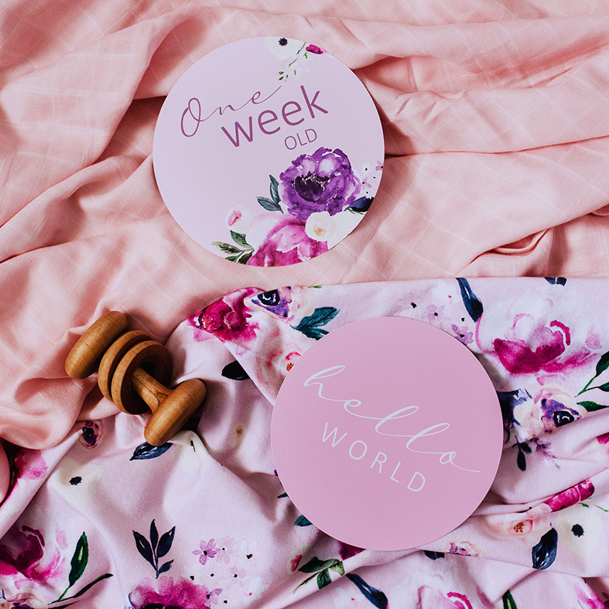 Snuggle Hunny Meilenstein Karten Floral Kiss & Blossom Pink Meilenstein Karten Snuggle