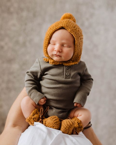 Snuggle Hunny - Merinoset Mützchen &amp; Booties bronze